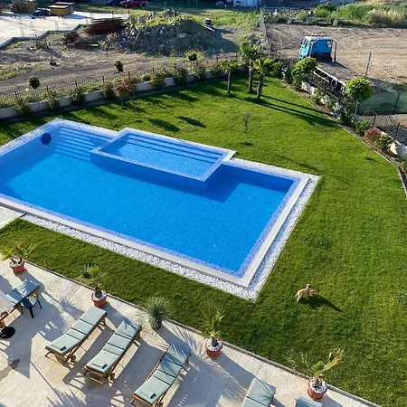 Lilia Apartments Voyage, Kavatsi