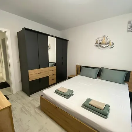 Lilia Apartments Voyage, Kavatsi