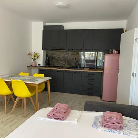 Lilia Apartments Voyage, Kavatsi * Szozopol