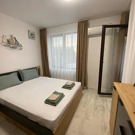 Lilia Apartments Voyage, Kavatsi Apartman